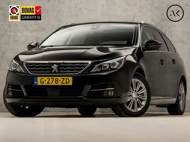 Zwart Occasion 2020 Peugeot 308 Premium Stationwagen | € 10.945 (Eerlijke prijs) - Afbeelding 1/4