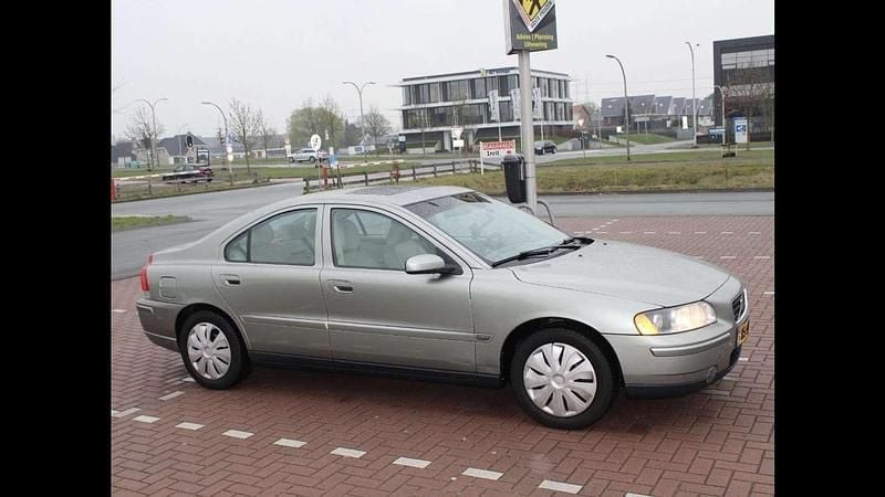 Occasion Volvo S60 Kinetic 170 PK (125 kW) 2006 Sedan