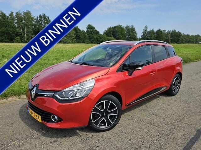 Rood Gebruikt 2014 Renault Clio GrandTour Dynamique Stationwagen | € 7.999 (Eerlijke prijs) - Afbeelding 1/4