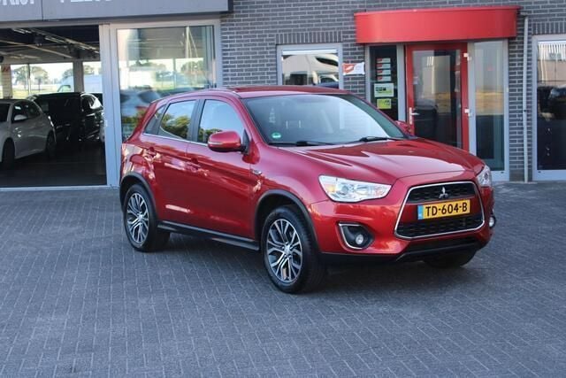 Rood Gebruikt 2016 Mitsubishi ASX SUV | € 11.999 (Goede deal) - Afbeelding 1/4