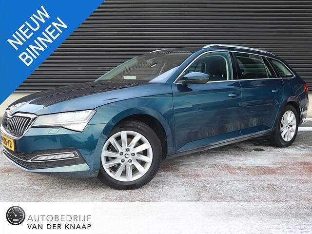 Blauw Occasion 2022 Skoda Superb Business Line Stationwagen | € 24.750 (Goede deal) - Afbeelding 1/4