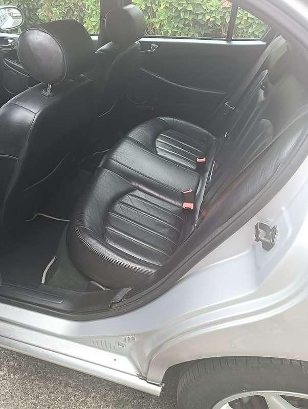 Zilver Gebruikt 2002 Jaguar X-type Sedan | € 2.000 (Eerlijke prijs) - Afbeelding 1/4