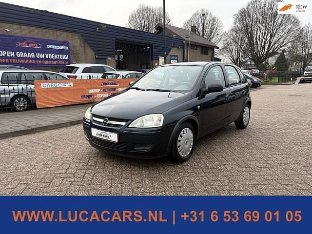 Zwart Occasion 2004 Opel Corsa Enjoy Hatchback | € 1.495 (Eerlijke prijs) - Afbeelding 1/4