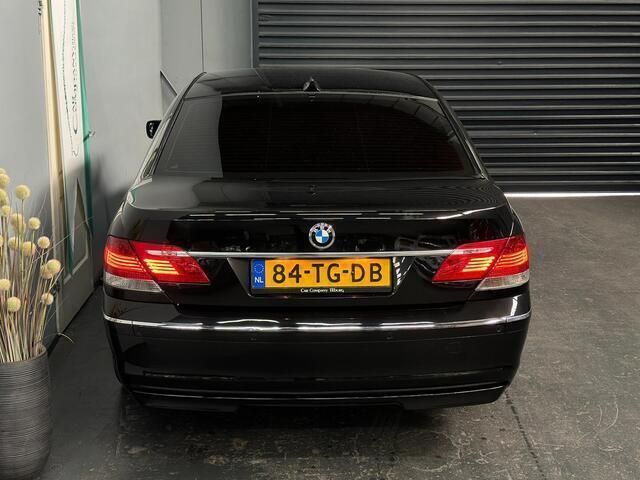 Occasion BMW 750 367 PK (269 kW) 2006 Zwart, metallic lak Sedan