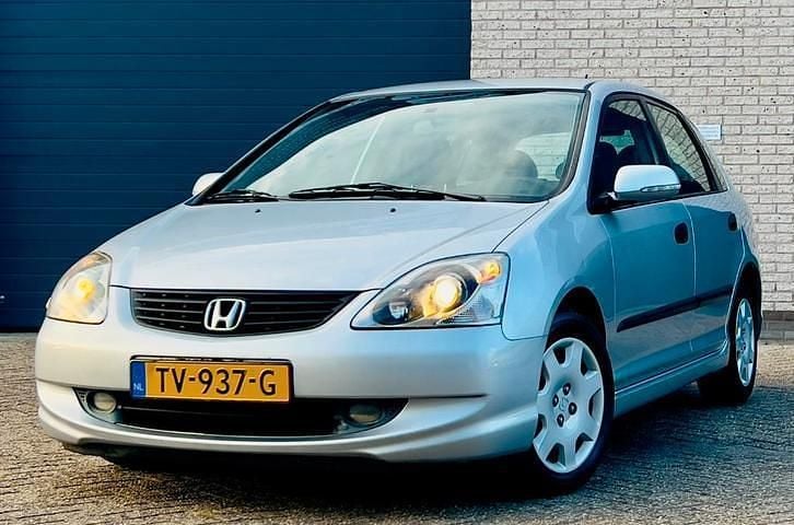 Gebruikt 2005 Honda Civic S | € 2.900 - Afbeelding 1/4