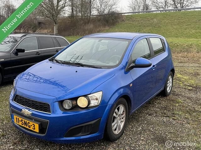 Blauw Occasion 2011 Chevrolet Aveo LT Hatchback | € 2.950 (Goede deal) - Afbeelding 1/4