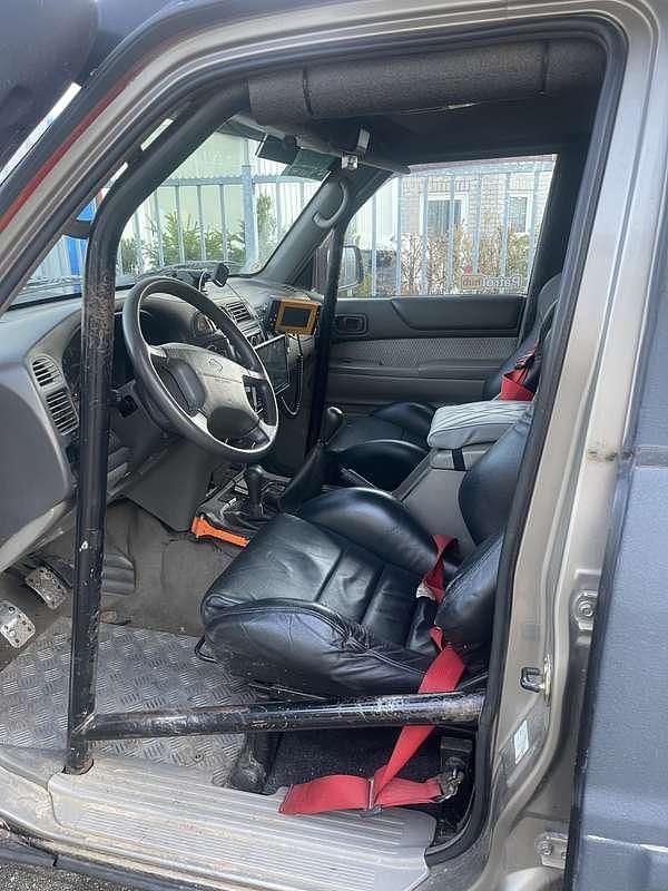 Gebruikt 2002 Nissan Patrol SUV | € 15.000 - Afbeelding 1/4