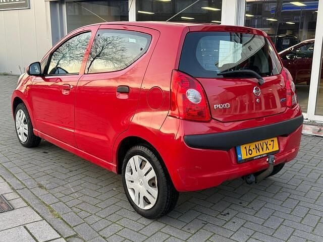 Occasion Nissan Pixo Visia 68 PK (50 kW) 2011 Rood Hatchback