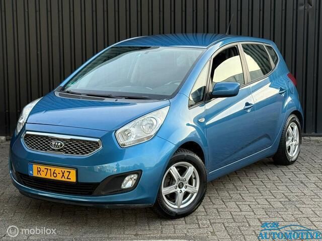 Blauw Gebruikt 2011 Kia Venga Hatchback | € 4.950 (Goede deal) - Afbeelding 1/4