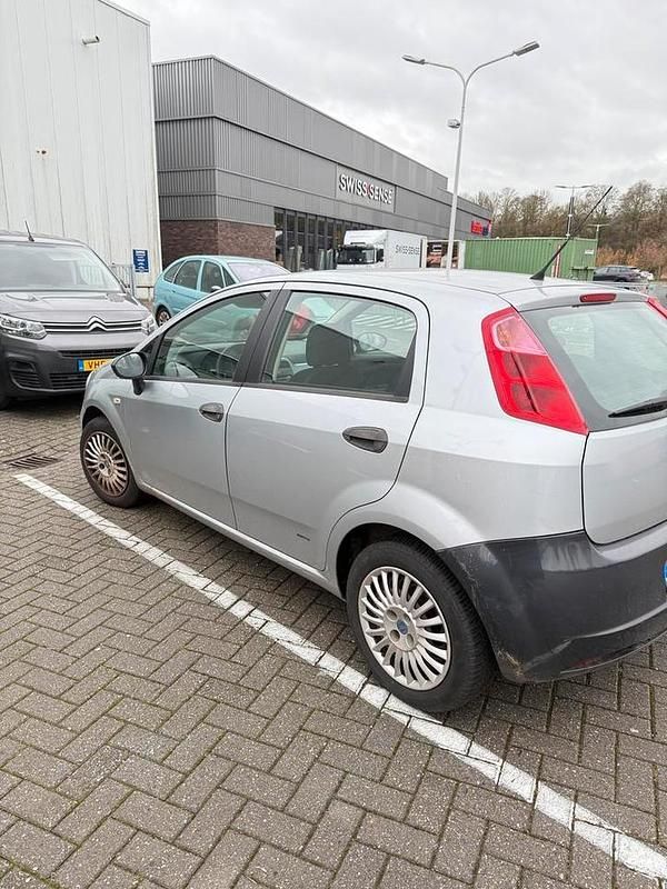 Occasion 2006 Fiat Punto | € 1.300 (Eerlijke prijs) - Afbeelding 1/4