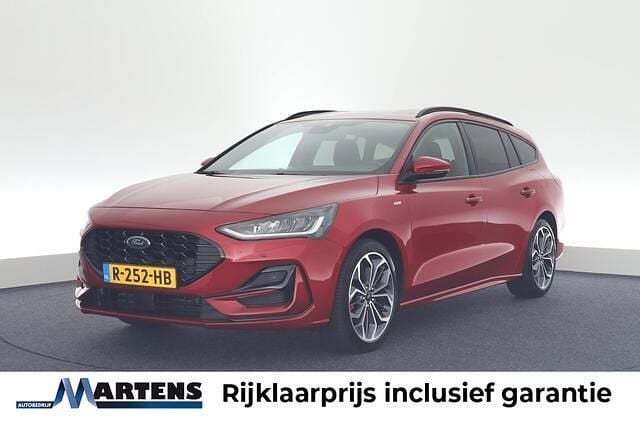 Rood Gebruikt 2022 Ford Focus Business Edition Stationwagen | € 21.749 (Eerlijke prijs) - Afbeelding 1/4