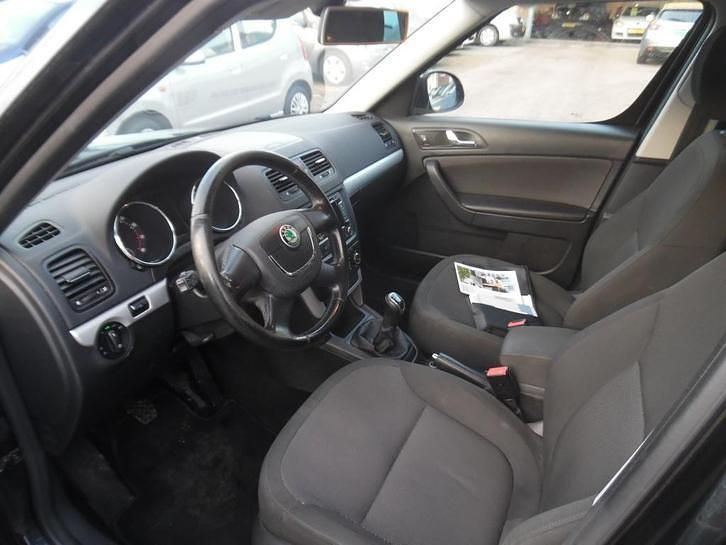 Occasion Skoda Yeti Active 105 PK (77 kW) 2011 Zwart SUV