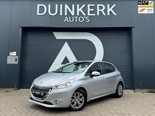 Grijs Gebruikt 2013 Peugeot 208 Envy Hatchback | € 3.950 (Eerlijke prijs) - Afbeelding 1/4