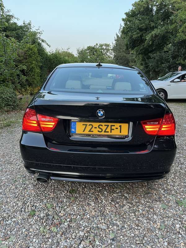 Gebruikt 2012 BMW 320 Efficient Dynamics Sedan | € 6.900 (Goede deal) - Afbeelding 1/4