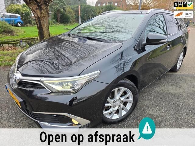 Zwart Gebruikt 2015 Toyota Auris Touring Sports Executive Stationwagen | € 14.250 (Iets duurder) - Afbeelding 1/4