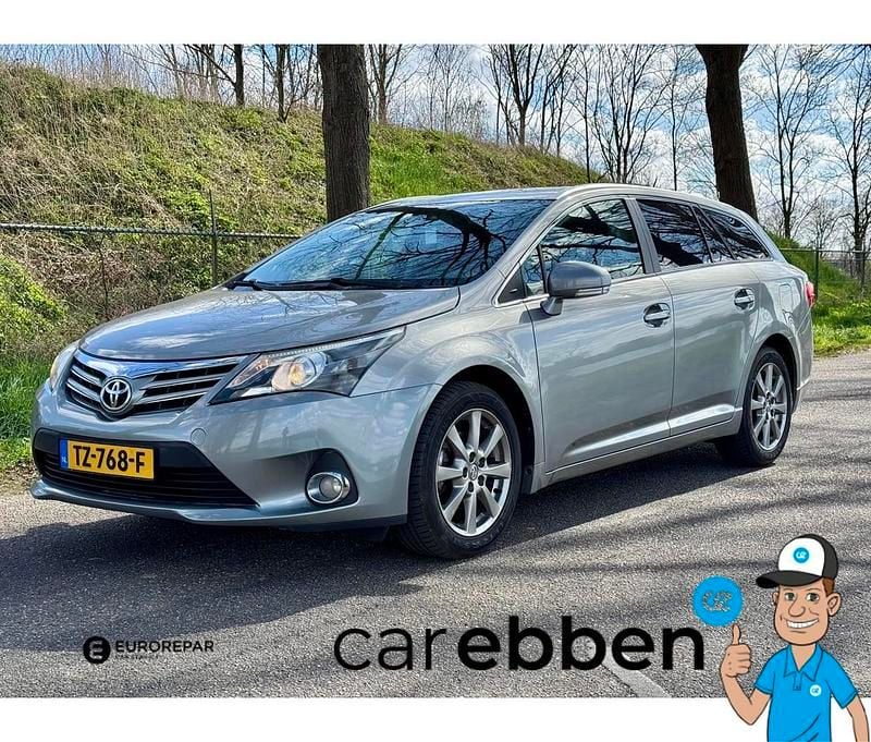 Grijs Occasion 2012 Toyota Avensis Business Edition Stationwagen | € 11.950 (Duur) - Afbeelding 1/4