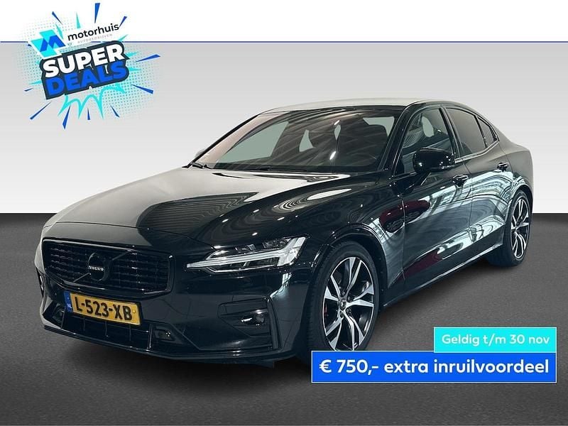 Zwart (metallic) Gebruikt 2021 Volvo S60 R-Design Sedan | € 23.995 (Super prijs) - Afbeelding 1/4