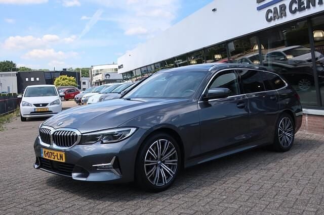 Occasion BMW 330 Executive 259 PK (190 kW) 2019 Grijs Stationwagen
