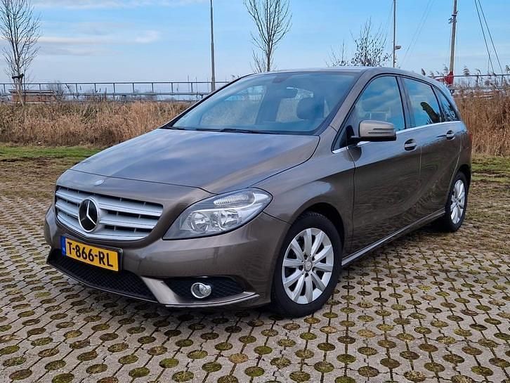 Occasion Mercedes B180 122 PK (89 kW) 2012 MPV