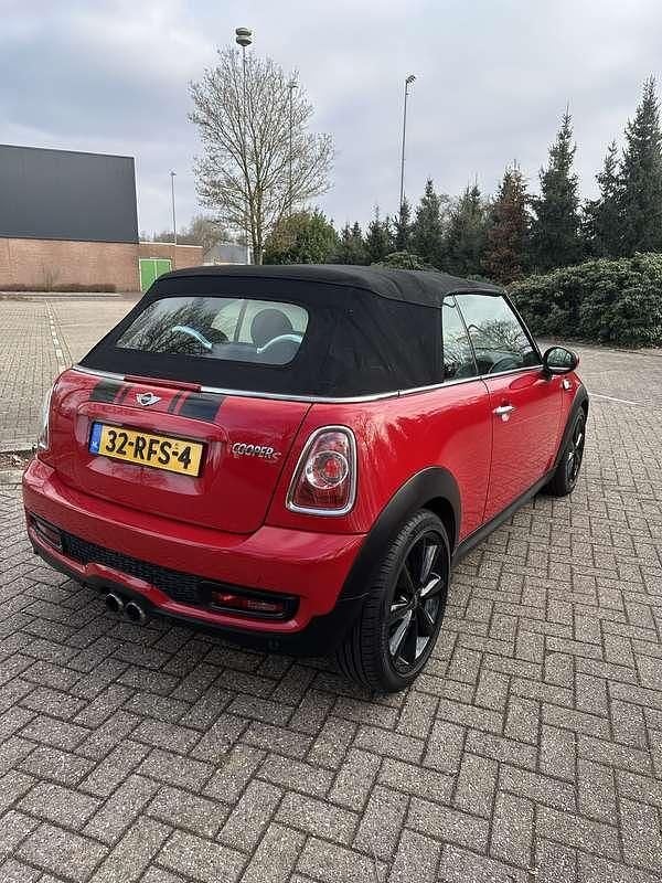 Occasion Mini Cooper S Cabriolet Chili 184 PK (135 kW) 2011 Rood Cabriolet