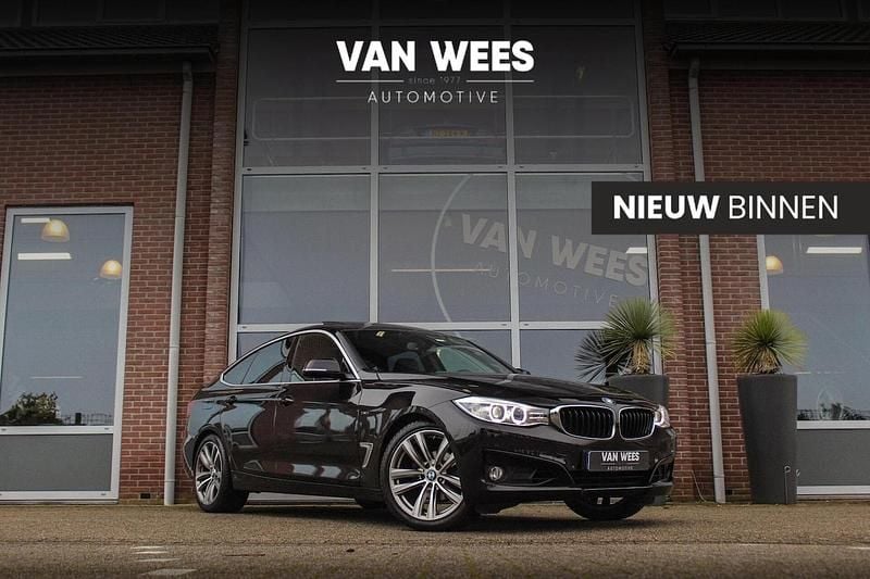 Occasion BMW 320 Executive 2015 Zwart (metallic) Hatchback