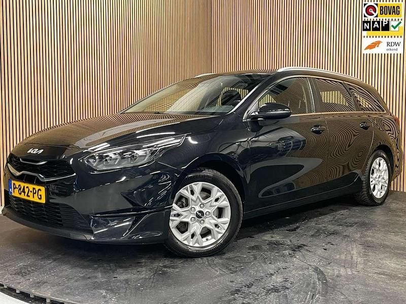Zwart Gebruikt 2022 Kia Ceed Sportswagon Stationwagen | € 18.695 (Goede deal) - Afbeelding 1/1