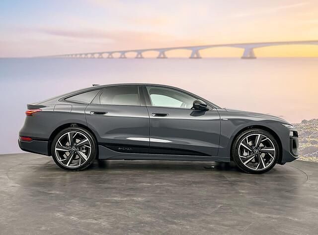 Nieuw Audi A6 e-tron 210 kW (286 PK) 2025 Grijs Hatchback