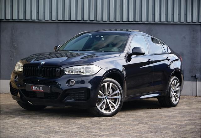 Zwart Gebruikt 2015 BMW X6 Executive SUV | € 38.450 (Eerlijke prijs) - Afbeelding 1/4