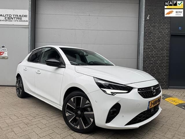 Wit Occasion 2020 Opel Corsa-e Elegance Hatchback | € 13.950 (Eerlijke prijs) - Afbeelding 1/4