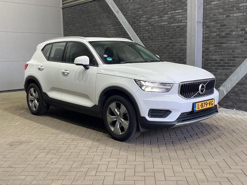 Occasion Volvo XC40 Momentum 190 PK (139 kW) 2018 Wit SUV