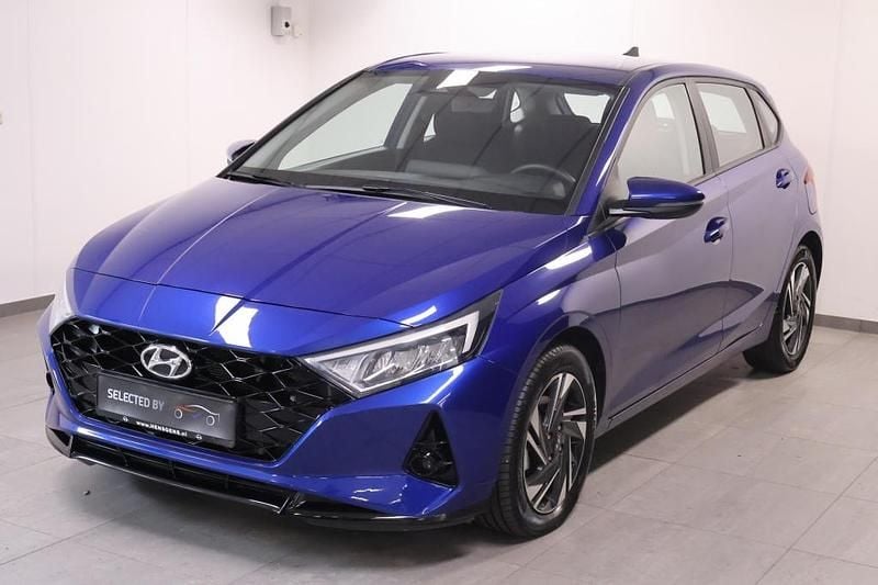 Blauw (metallic) Gebruikt 2023 Hyundai i20 Comfort Hatchback | € 16.949 (Goede deal) - Afbeelding 1/4