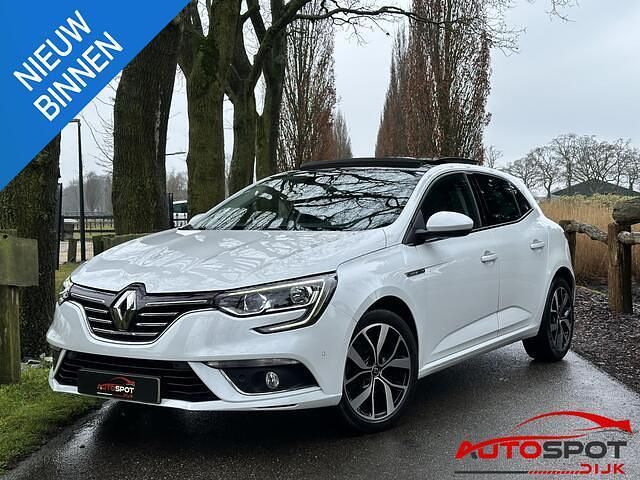Occasion Renault Mégane IV Bose Edition 140 PK (102 kW) 2020 Wit Hatchback