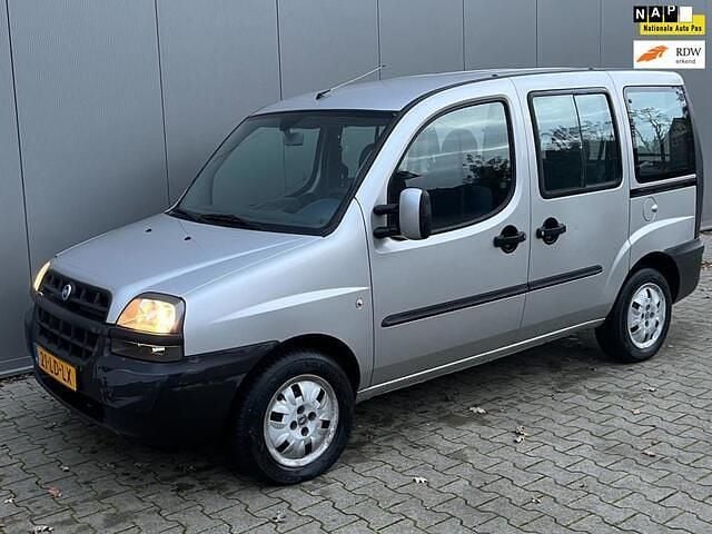 Grijs Gebruikt 2002 Fiat Doblò MPV | € 1.999 (Eerlijke prijs) - Afbeelding 1/4
