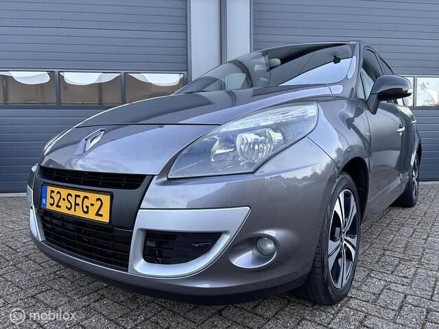 Grijs Gebruikt 2011 Renault Scénic III Bose Edition MPV | € 3.499 (Goede deal) - Afbeelding 1/2