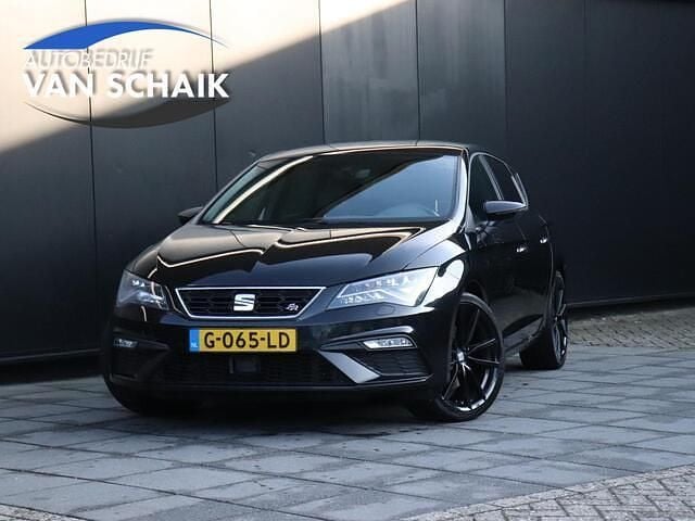 Zwart Occasion 2019 Seat Leon Business Hatchback | € 18.950 (Super prijs) - Afbeelding 1/4