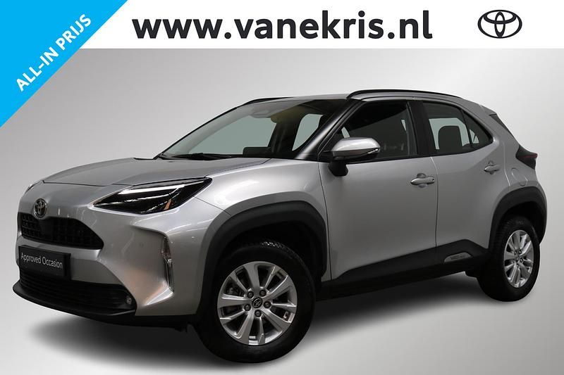 Zilver Gebruikt 2024 Toyota Yaris Cross Active SUV | € 28.848 (Eerlijke prijs) - Afbeelding 1/4