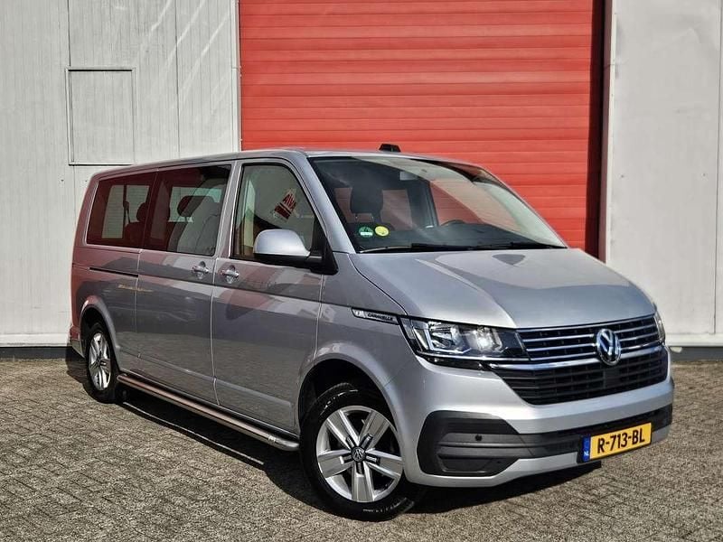 Grijs Gebruikt 2021 VW Caravelle MPV | € 47.500 (Eerlijke prijs) - Afbeelding 1/4