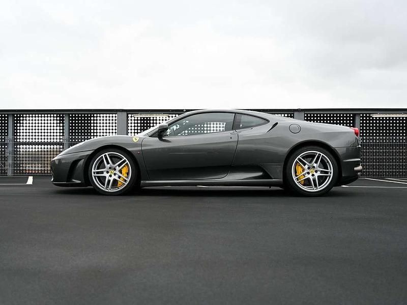 Grijs Gebruikt 2005 Ferrari F430 Coupé | € 139.950 (Eerlijke prijs) - Afbeelding 1/4