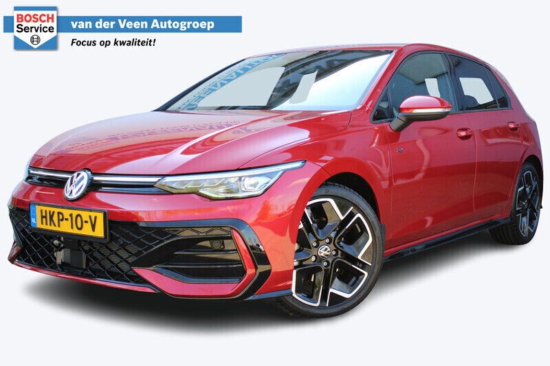 Rood Nieuw 2025 VW Golf VIII R-line Edition Hatchback | € 41.950 (Duur) - Afbeelding 1/4