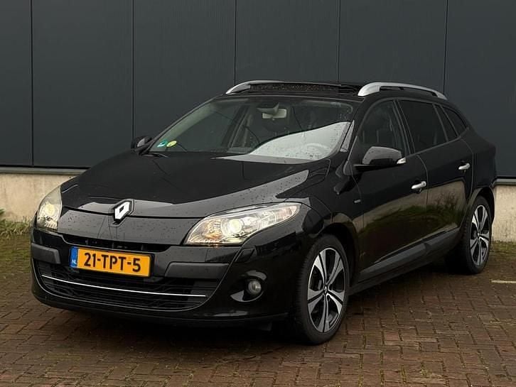Occasion 2012 Renault Mégane III Bose Edition Stationwagen | € 2.950 (Goede deal) - Afbeelding 1/4