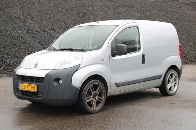 Grijs (metallic) Gebruikt 2008 Fiat Fiorino Van | € 799 (Eerlijke prijs) - Afbeelding 1/4