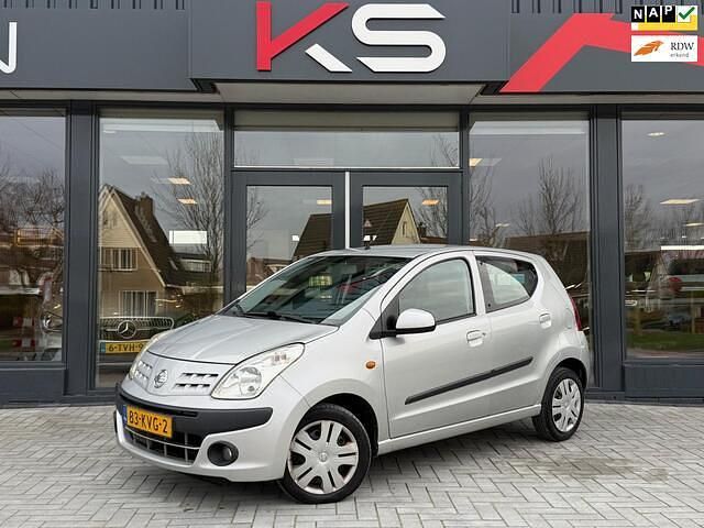 Grijs Gebruikt 2010 Nissan Pixo Acenta Hatchback | € 3.150 (Eerlijke prijs) - Afbeelding 1/3