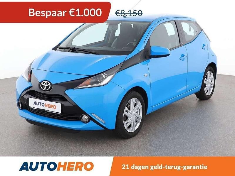 Blauw Gebruikt 2018 Toyota Aygo X-play Hatchback | € 7.349 (Eerlijke prijs) - Afbeelding 1/3