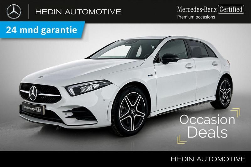 Wit Gebruikt 2021 Mercedes A250 Business Hatchback | € 30.900 (Eerlijke prijs) - Afbeelding 1/4