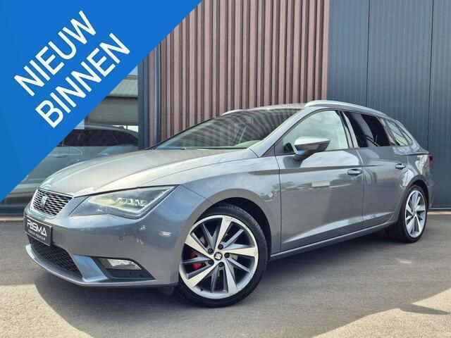 Grijs Gebruikt 2014 Seat Leon ST Ecomotive Stationwagen | € 7.250 (Iets duurder) - Afbeelding 1/4