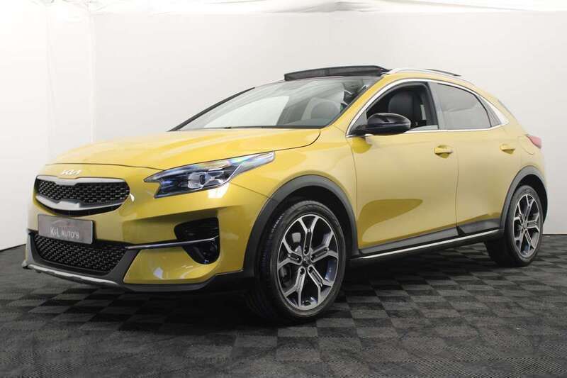Geel, metallic lak Gebruikt 2022 Kia XCeed SUV | € 18.999 - Afbeelding 1/4