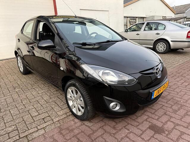 Occasion Mazda 2 75 PK (55 kW) 2011 Zwart Hatchback