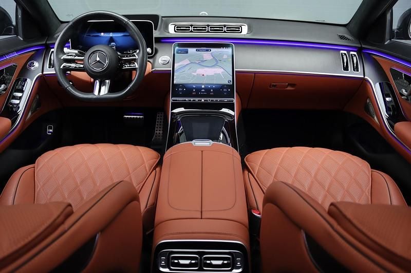 Occasion Mercedes S580 AMG line 510 PK (375 kW) 2024 Zwart (metallic) Sedan