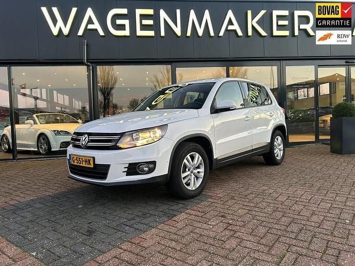 Wit Gebruikt 2015 VW Tiguan Sport SUV | € 12.950 (Goede deal) - Afbeelding 1/4