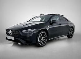 Donker kosmoszwart metaalkleur metallic Nieuw 2025 Mercedes 250 Business Coupé | € 54.010 (Eerlijke prijs) - Afbeelding 1/4